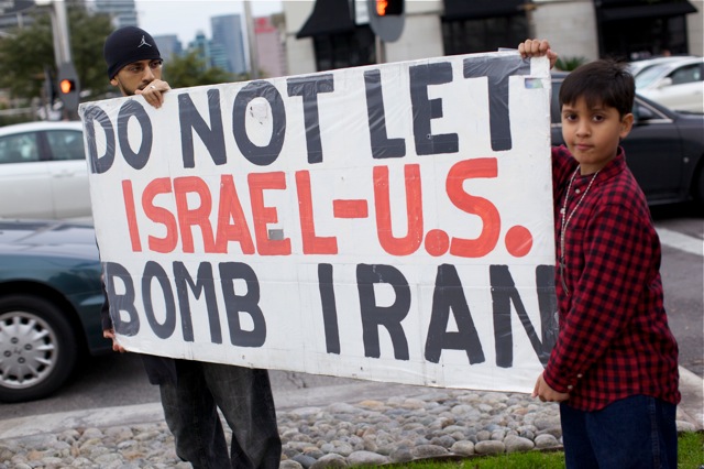 NO WAR ON IRAN! Cid_2_2547423393@web113814_mail_gq1_yahoo